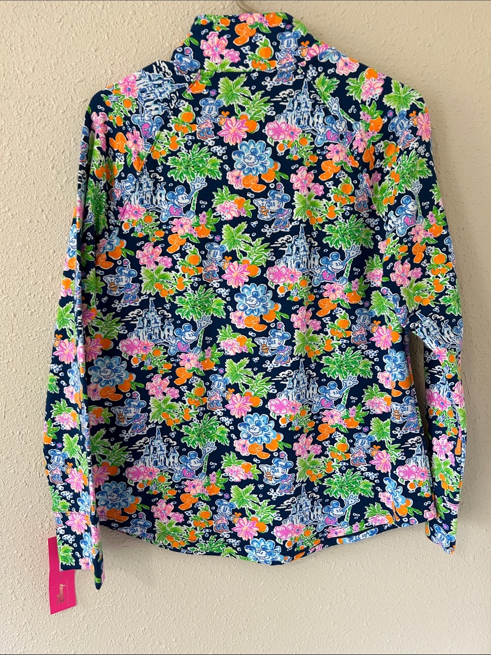 Lilly Pulitzer Quarter-Zip Pullover - Lilly Loves Disney medium NWT - Picture 5 of 5